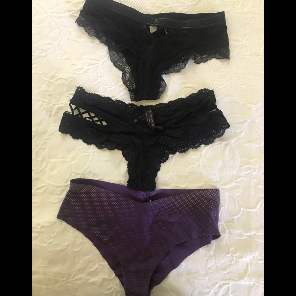 VS cheeky pantie size S
